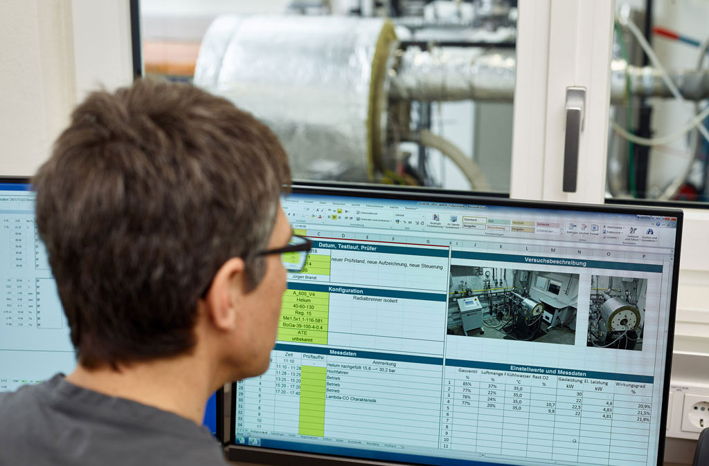 Jobs_Pruefstand_24066